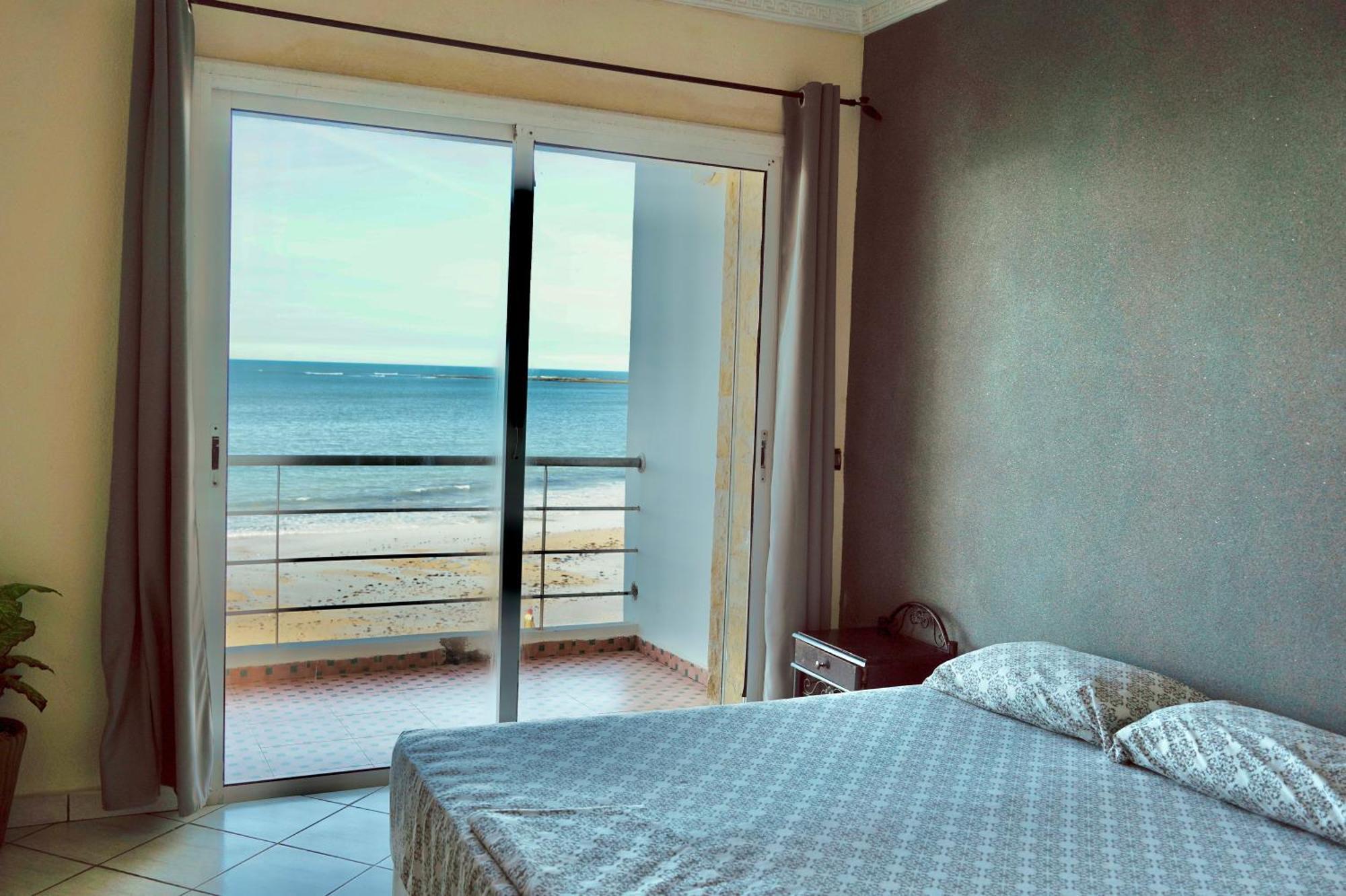 Splendid Beachfront Villa In Sidi Bouzid Beach With Pool Douar Ourlali Esterno foto